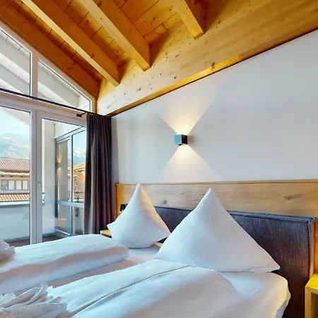 Weitsichtlodge * جارمش بارتنكيرشن